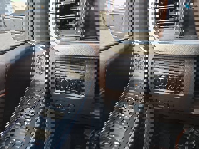 Used 2025 Ford F450 King Ranch w/ Camper Package image 25