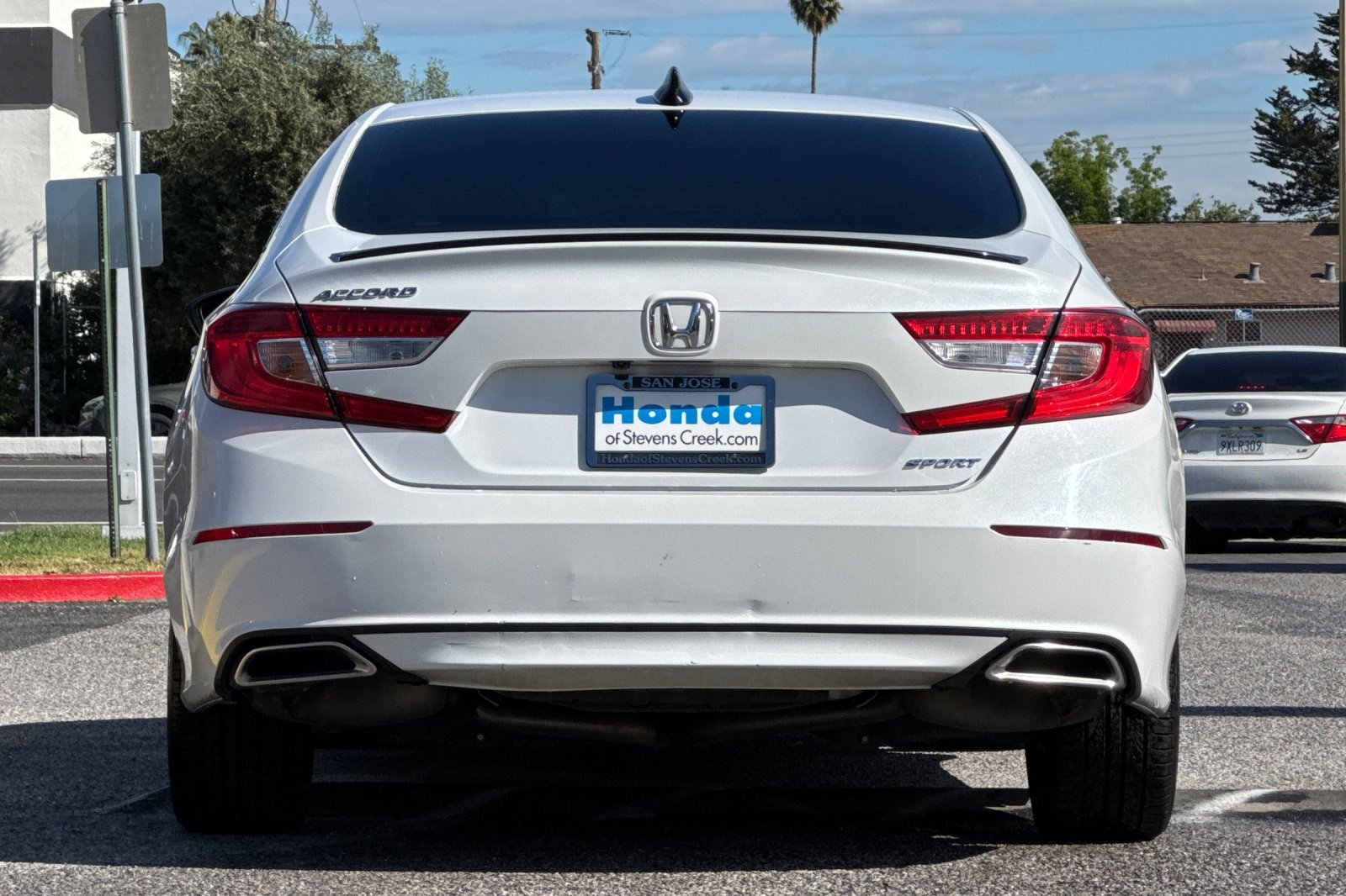 Used 2022 Honda Accord Sport image 9