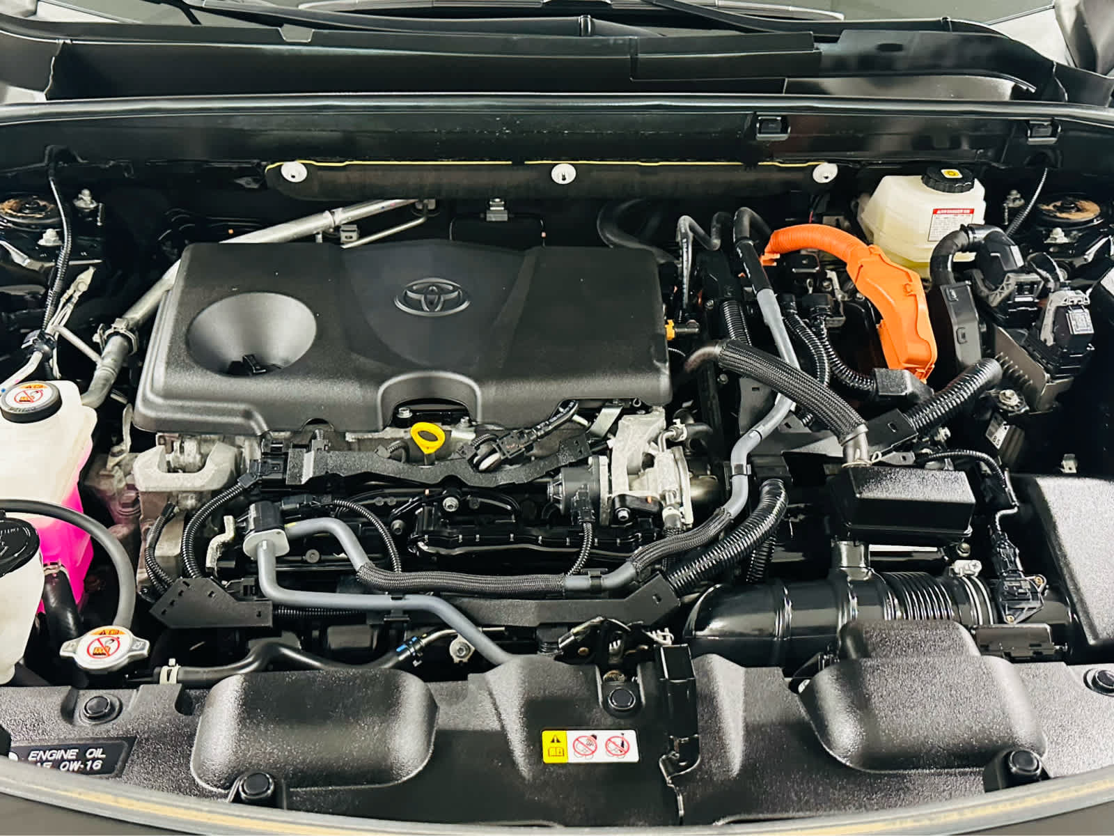 Certified 2022 Toyota Venza XLE AWD/4WD image 28