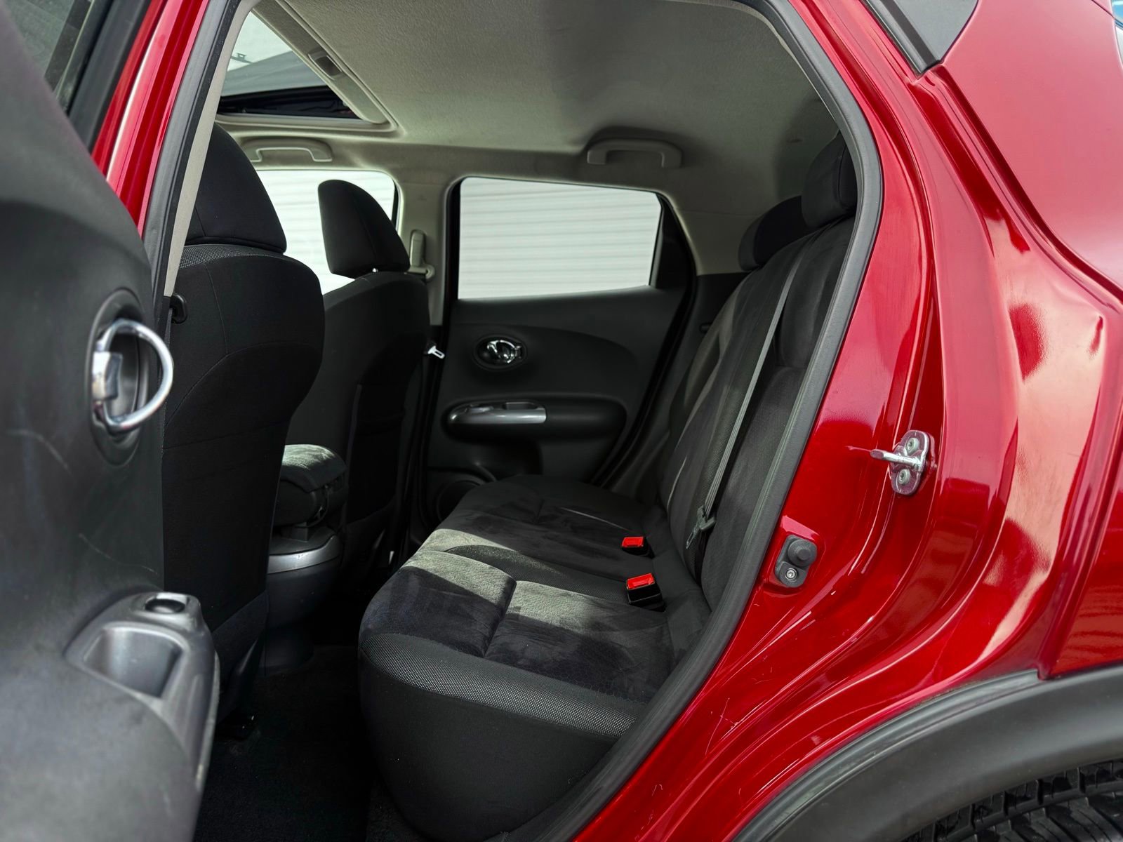 Used 2014 Nissan Juke SV w/ Navigation Package image 16