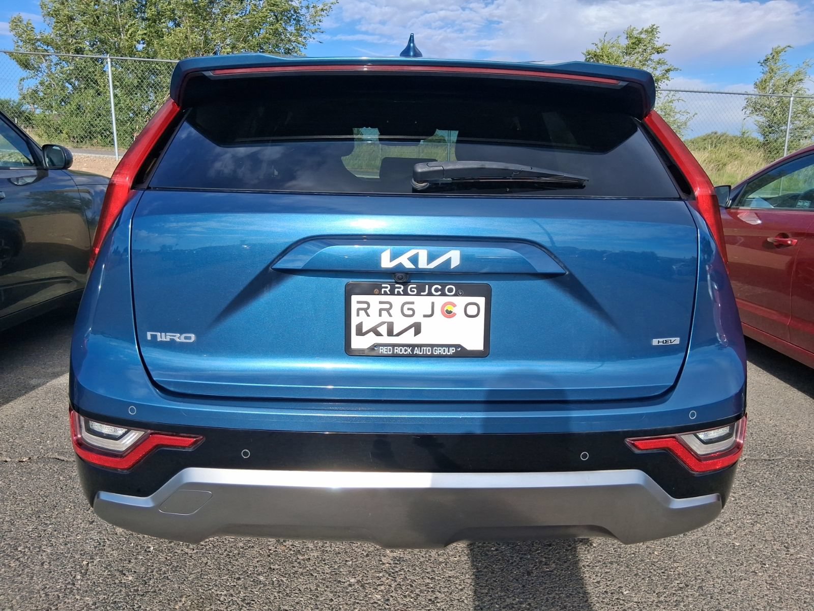 Used 2024 Kia Niro SX Touring FWD image 11