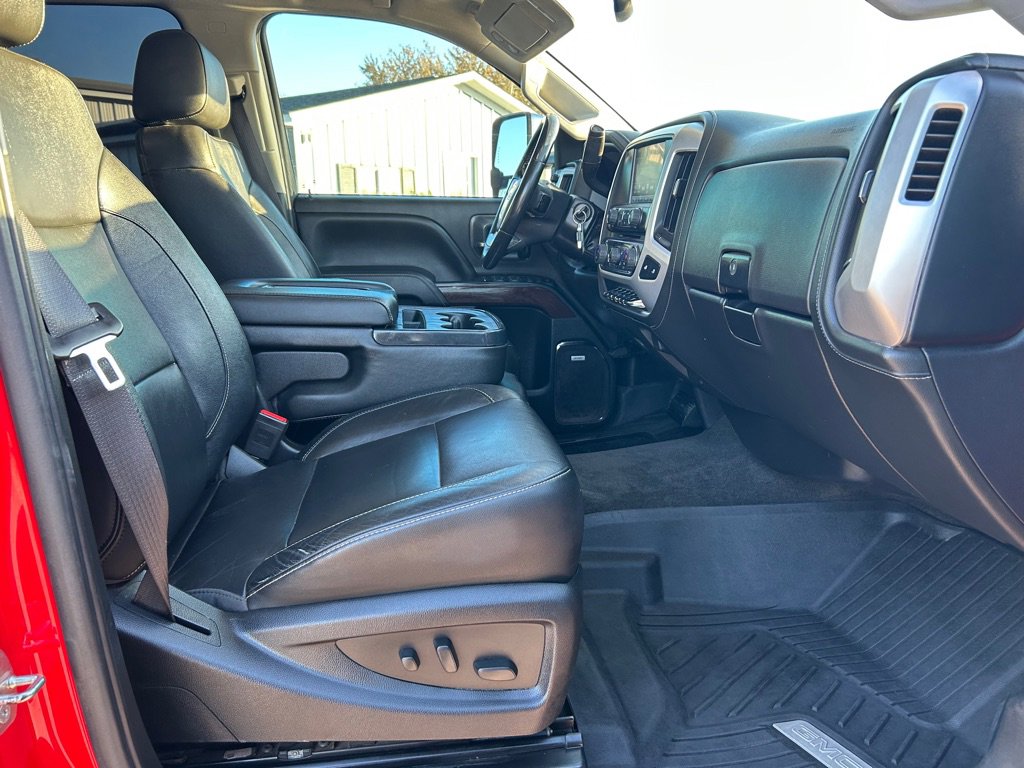 Used 2018 GMC Sierra 2500 SLT w/ Duramax Plus Package image 11