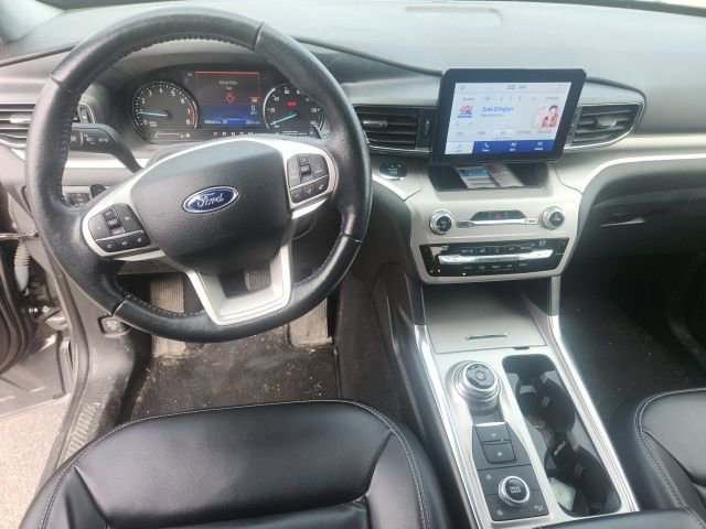Used 2021 Ford Explorer XLT w/ Equipment Group 202A image 14