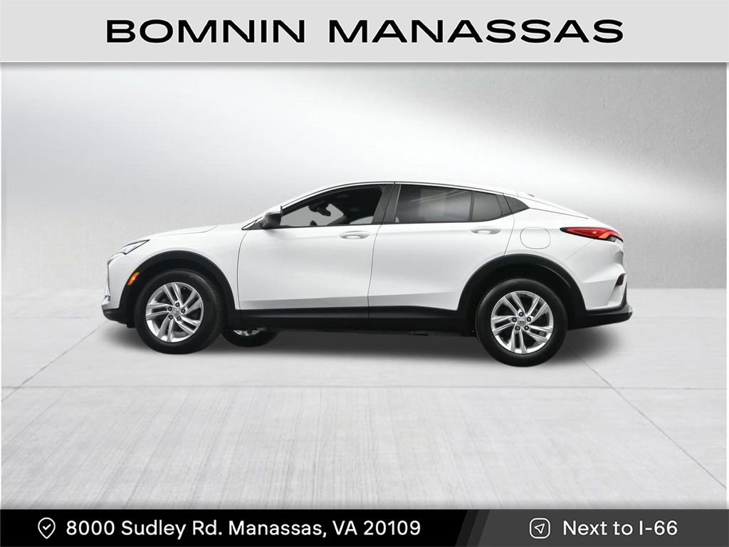 Used 2024 Buick Envista Preferred w/ Advanced Safety Package image 29