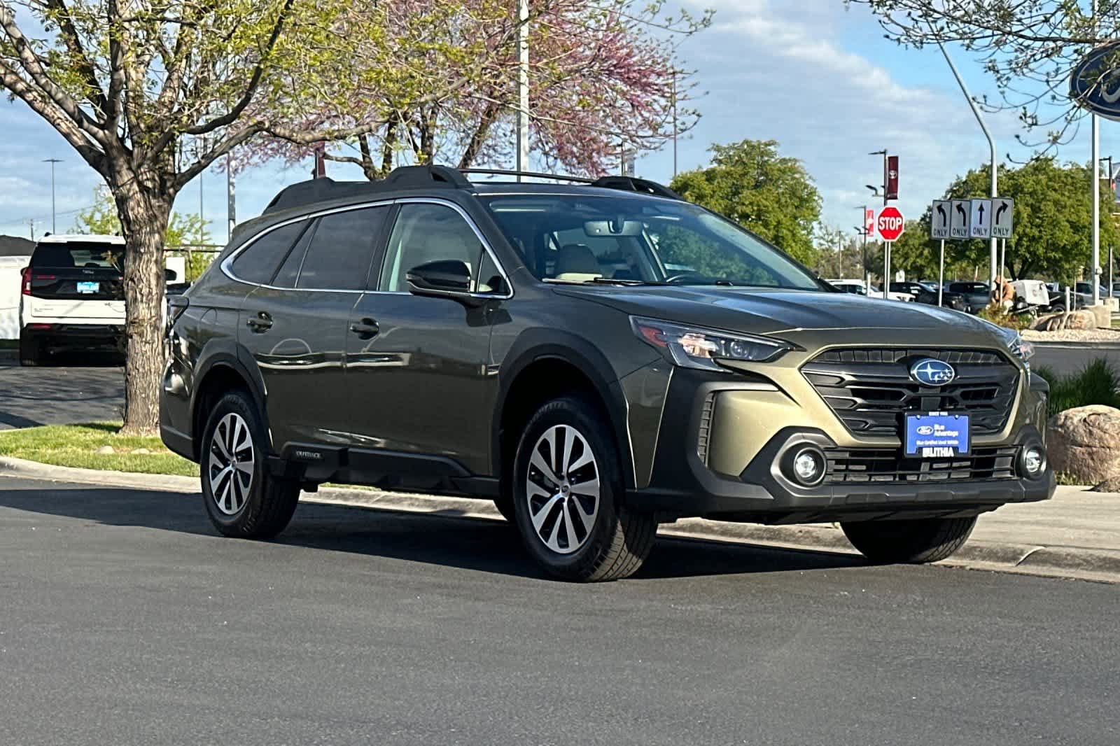 Used 2024 Subaru Outback Onyx Edition AWD/4WD image 9