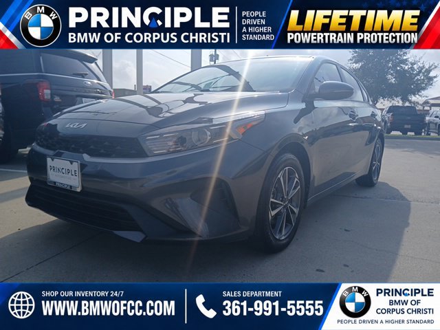 Used 2024 Kia Forte LXS w/ LXS Technology Package FWD image 4