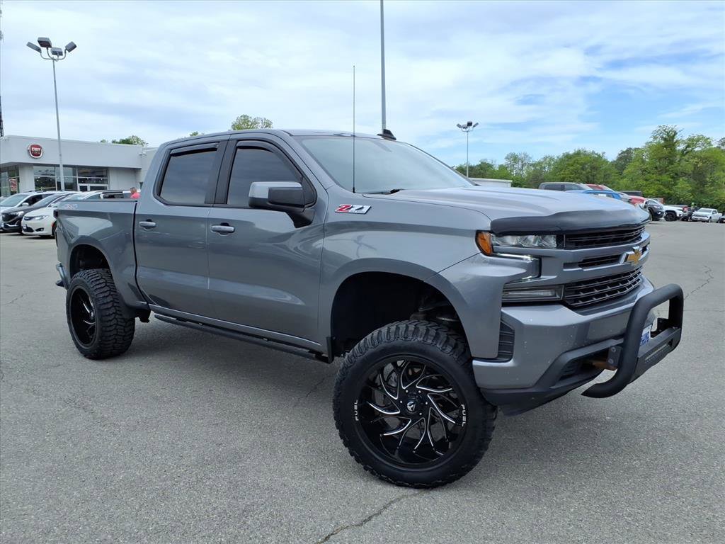 Used 2021 Chevrolet Silverado 1500 LT image 2