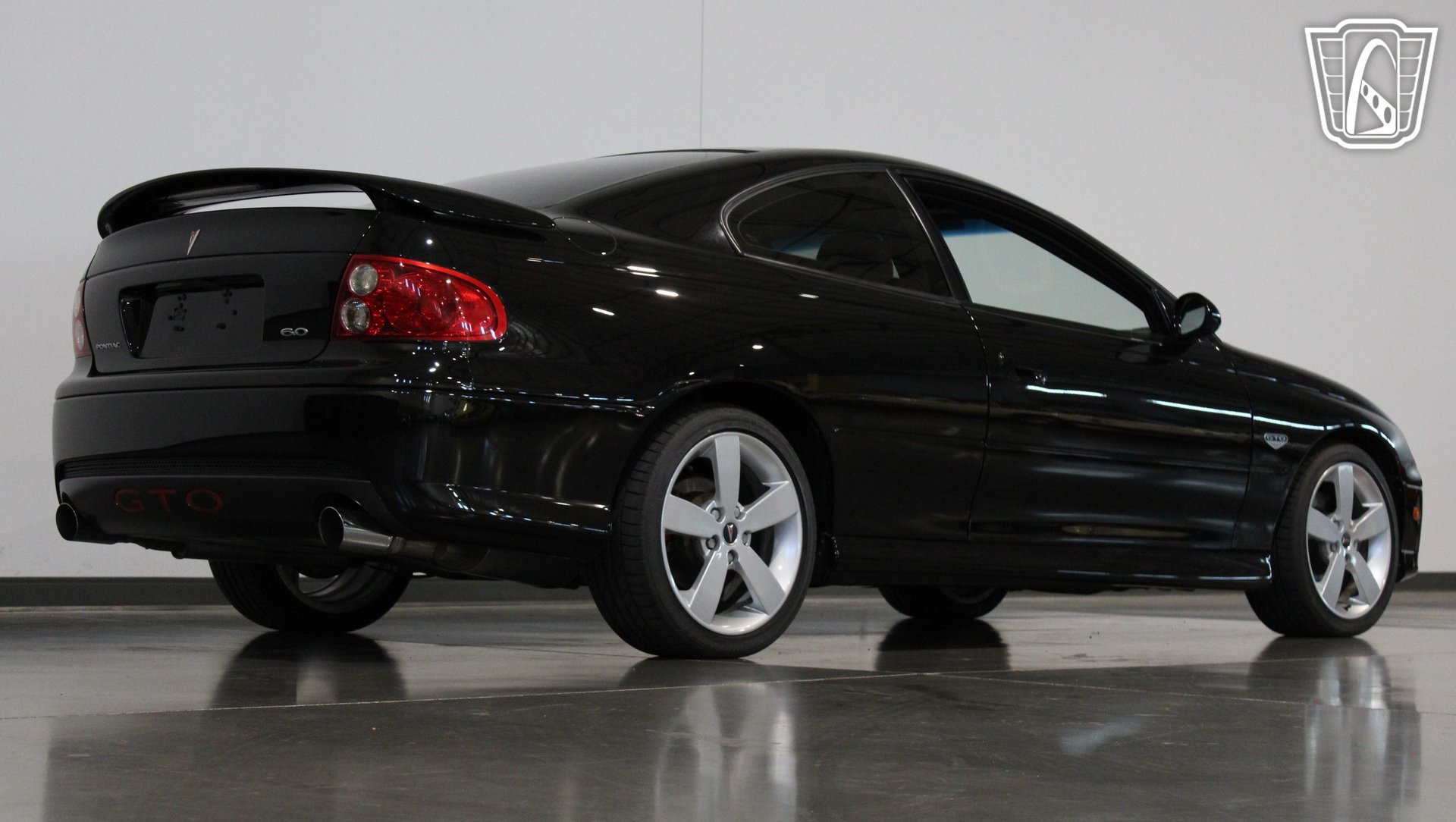 Used 2005 Pontiac GTO RWD image 32