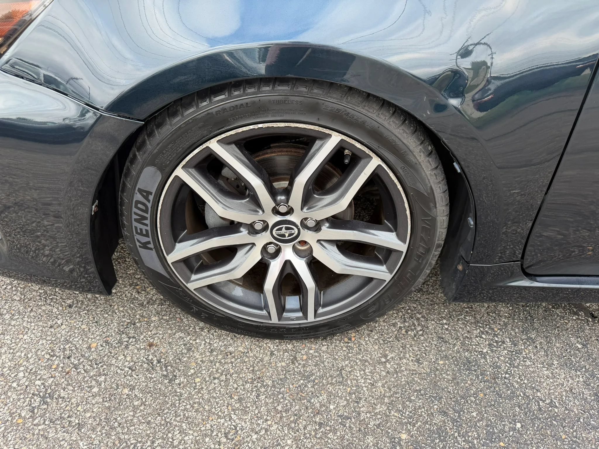 Used 2015 Scion tC FWD image 42