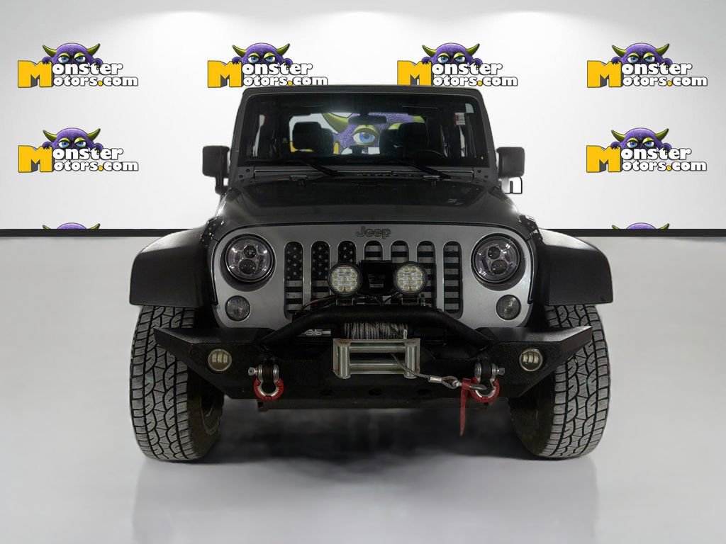 Used 2015 Jeep Wrangler Sport w/ Connectivity Group AWD/4WD image 2