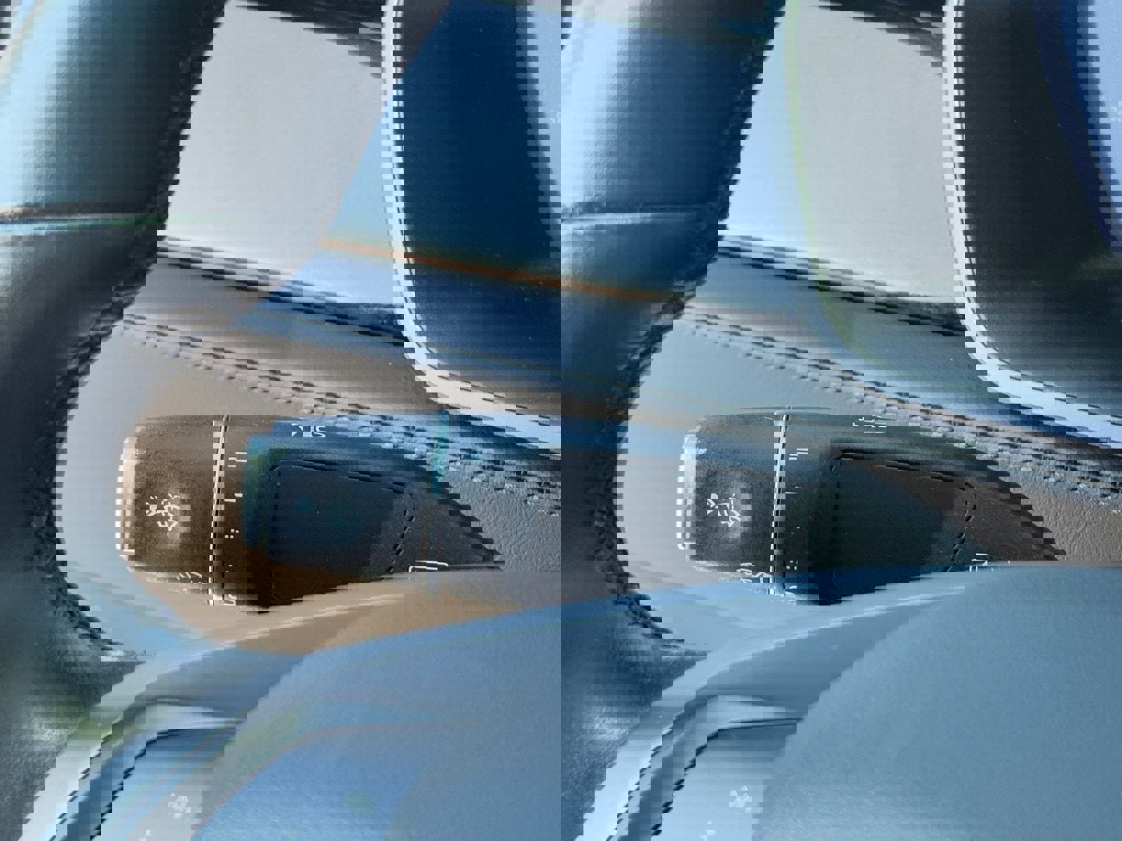 Used 2018 Tesla Model X 75D image 21