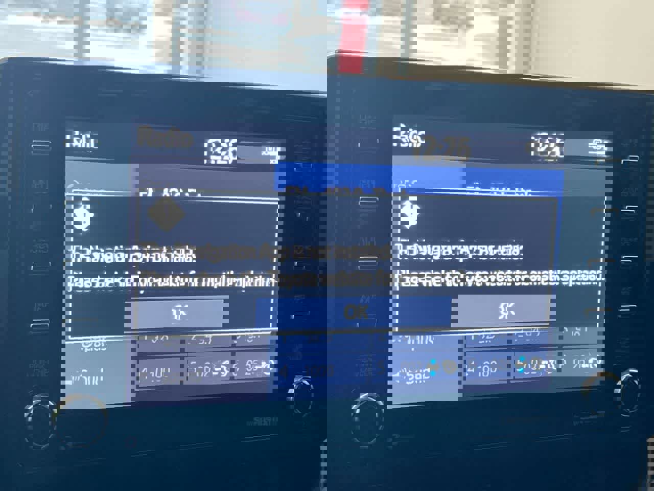 Used 2021 Toyota Corolla LE image 18