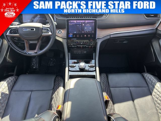 Used 2025 Jeep Grand Cherokee Summit w/ Adv Protech Group IV AWD/4WD image 12