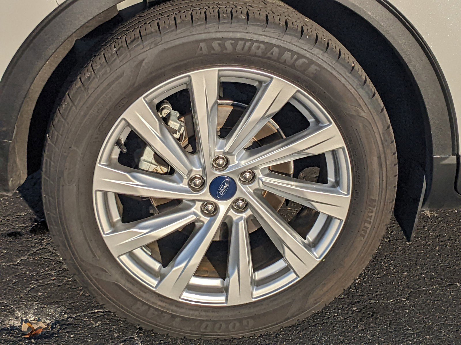 Used 2021 Ford Escape Titanium w/ Titanium Elite Package image 9