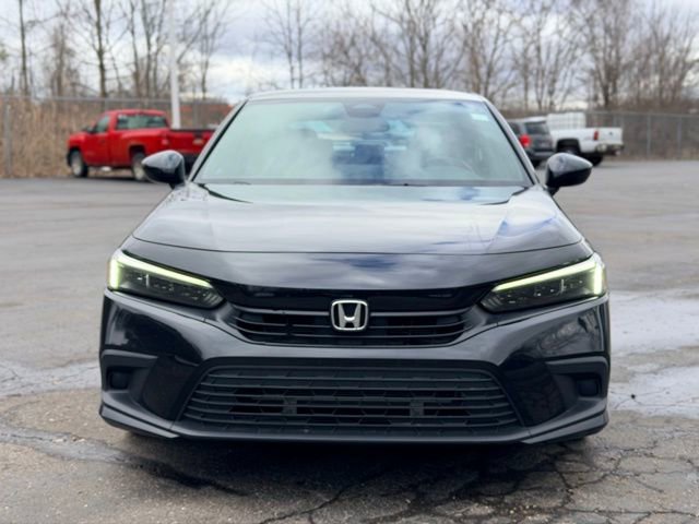 Used 2023 Honda Civic Sport image 2