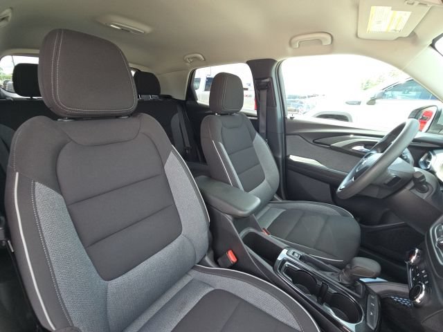 Used 2023 Chevrolet TrailBlazer LT FWD image 18