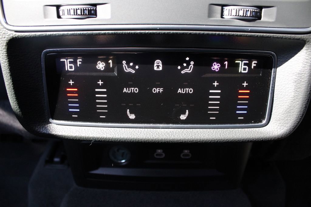 Used 2023 Audi Q7 3.0T Premium Plus image 32