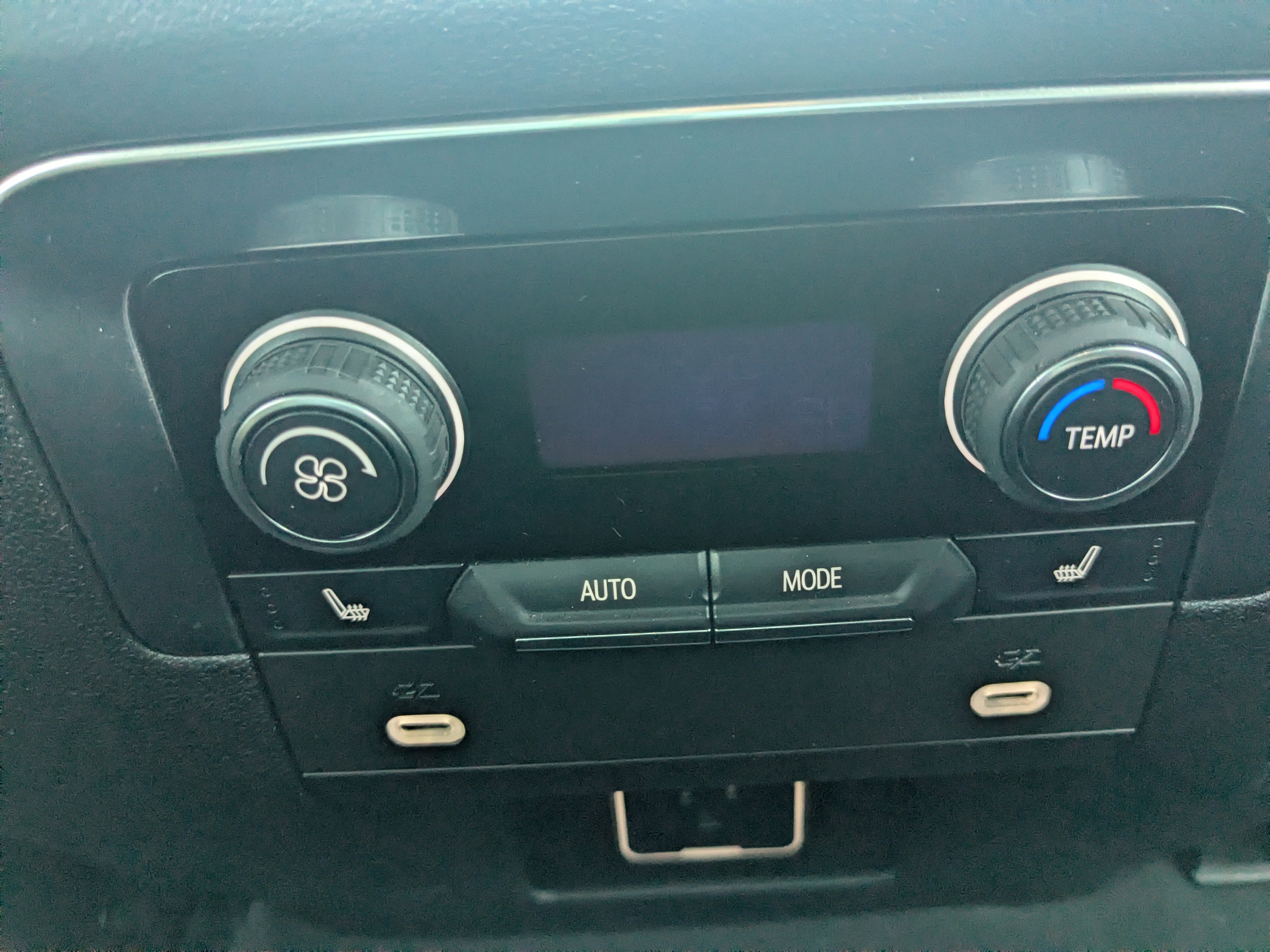 Used 2023 Chevrolet Suburban RST w/ Luxury Package AWD/4WD image 20