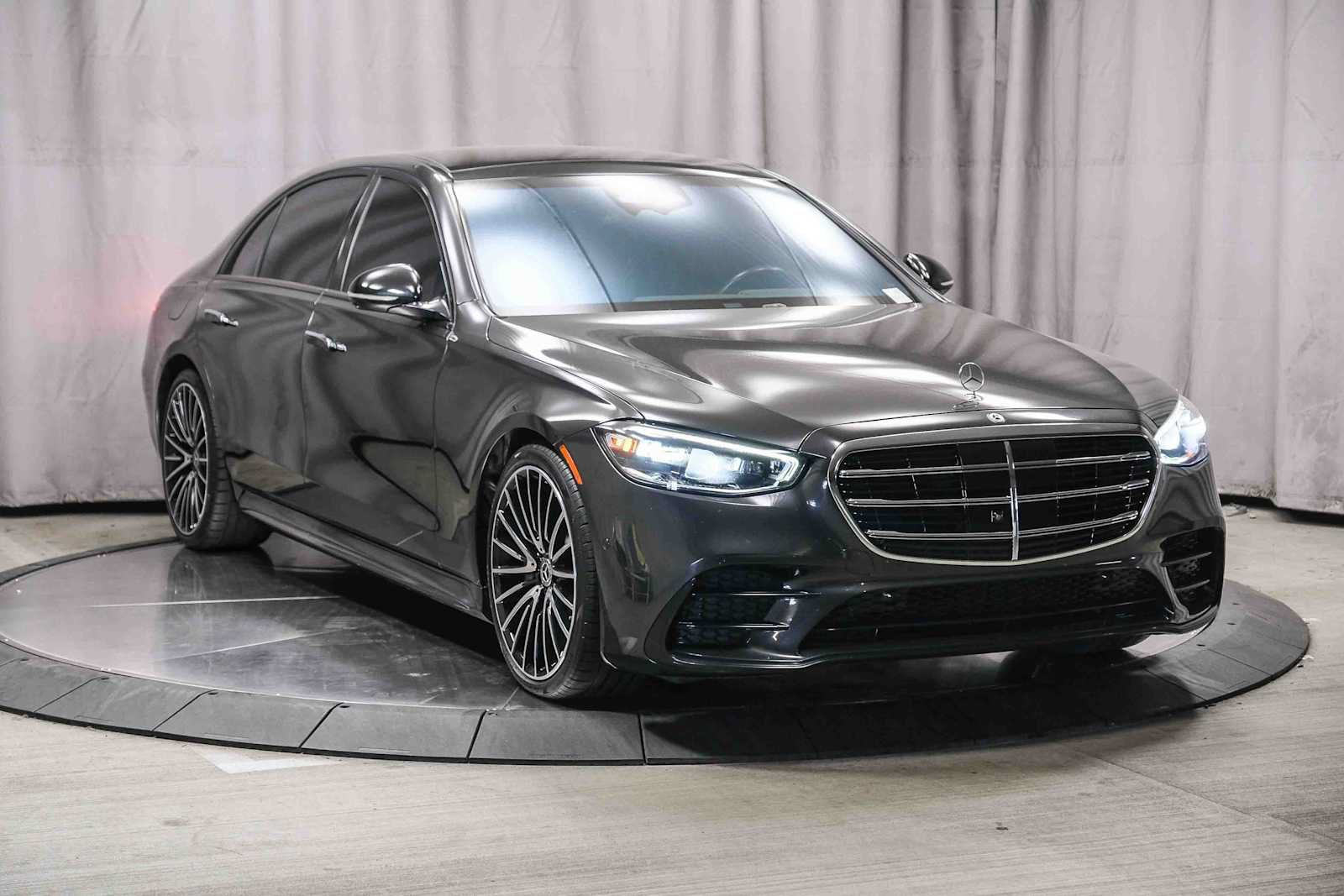 Certified 2022 Mercedes-Benz S 500 4MATIC image 5