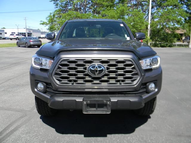 Used 2021 Toyota Tacoma TRD Off-Road w/ Technology Package AWD/4WD image 8