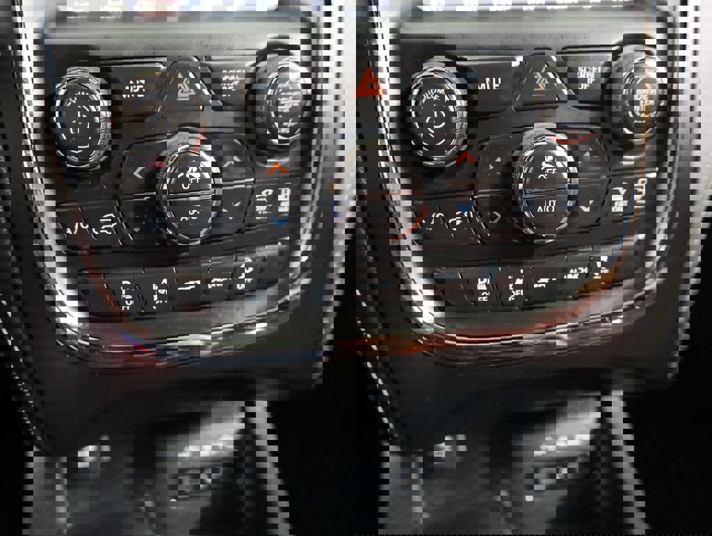 Used 2019 Dodge Durango SRT w/ Premium Interior Group image 28