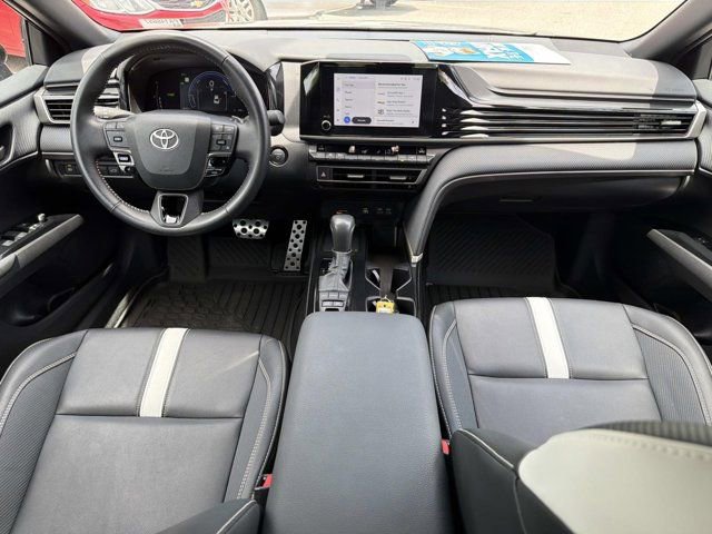 Certified 2025 Toyota Camry SE FWD image 22