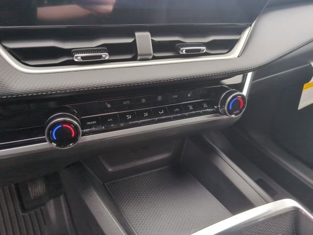 New 2026 Chevrolet Equinox LT w/ Convenience Package II image 21