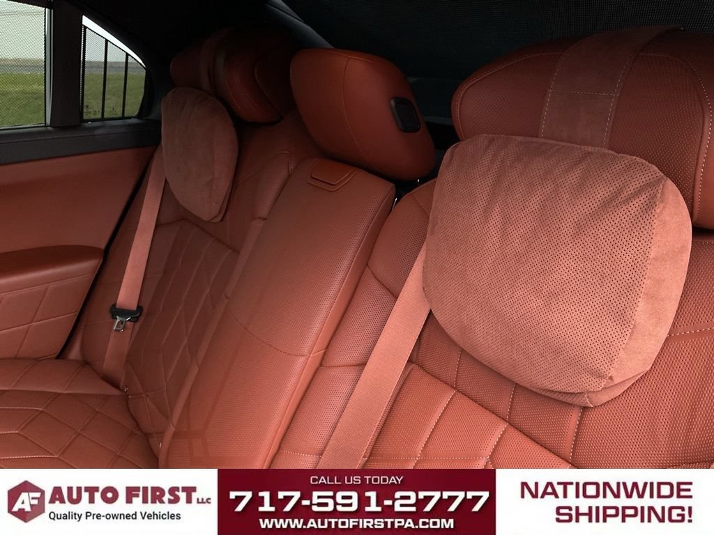 Used 2023 BMW 760i xDrive w/ Executive Package AWD/4WD image 16