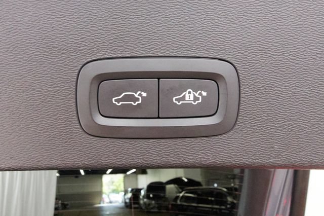 Certified 2023 Volvo C40 P8 Recharge Plus AWD/4WD image 22