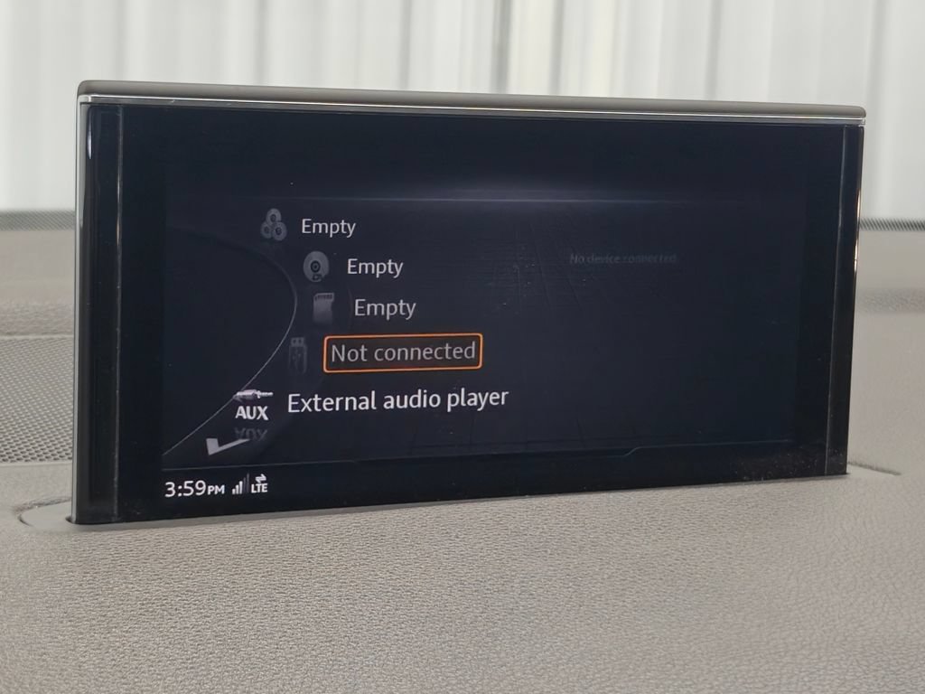 Used 2017 Audi Q7 3.0T Prestige AWD/4WD image 46