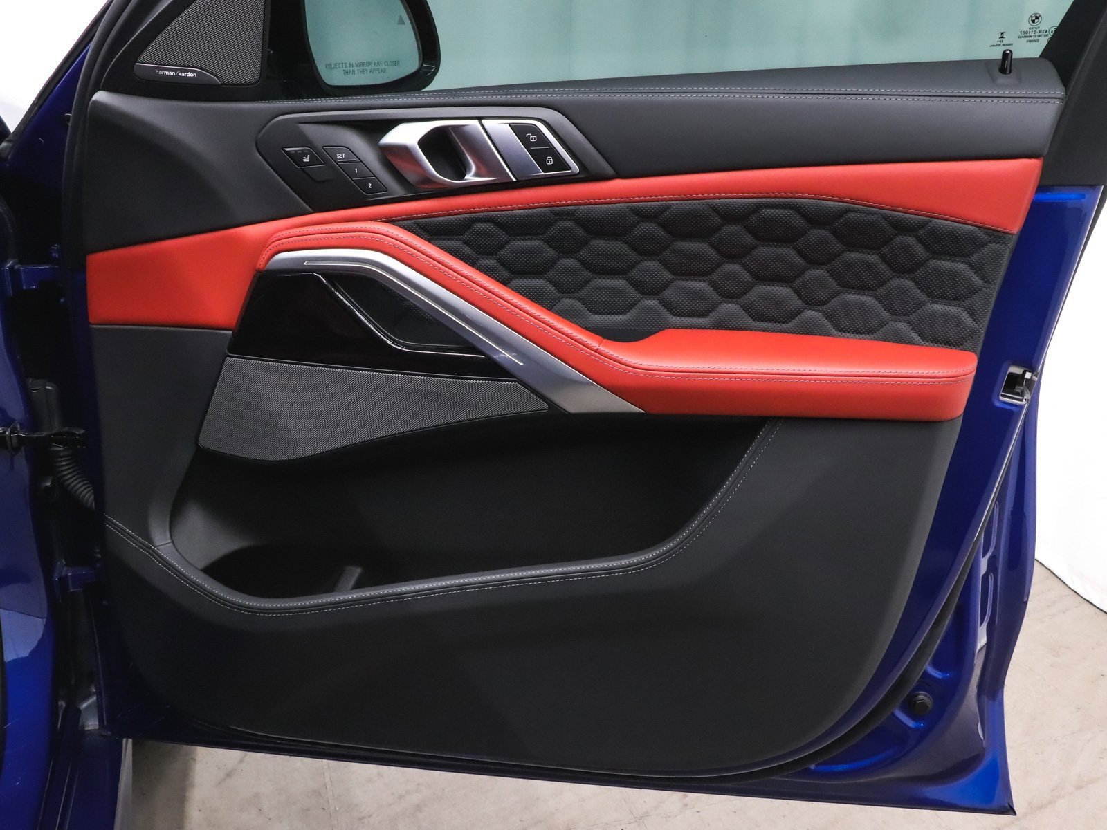 Used 2024 BMW X6 M Competition w/ Executive Package image 20