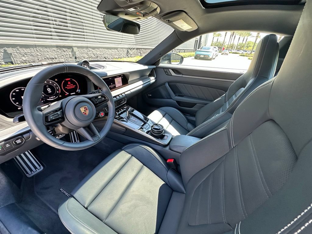 Used 2026 Porsche 911 Carrera S w/ Premium Package RWD image 4