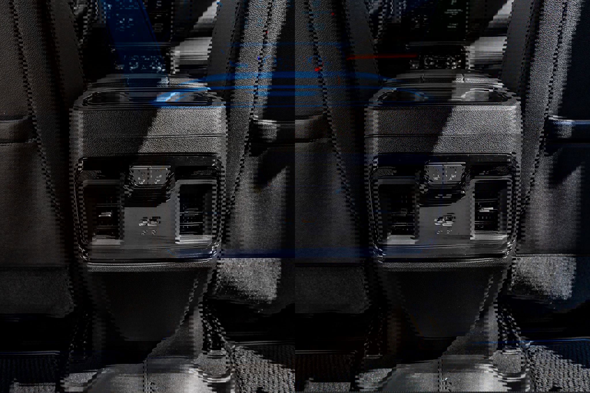 Used 2023 GMC Sierra 1500 AT4 w/ AT4 Premium Package image 32