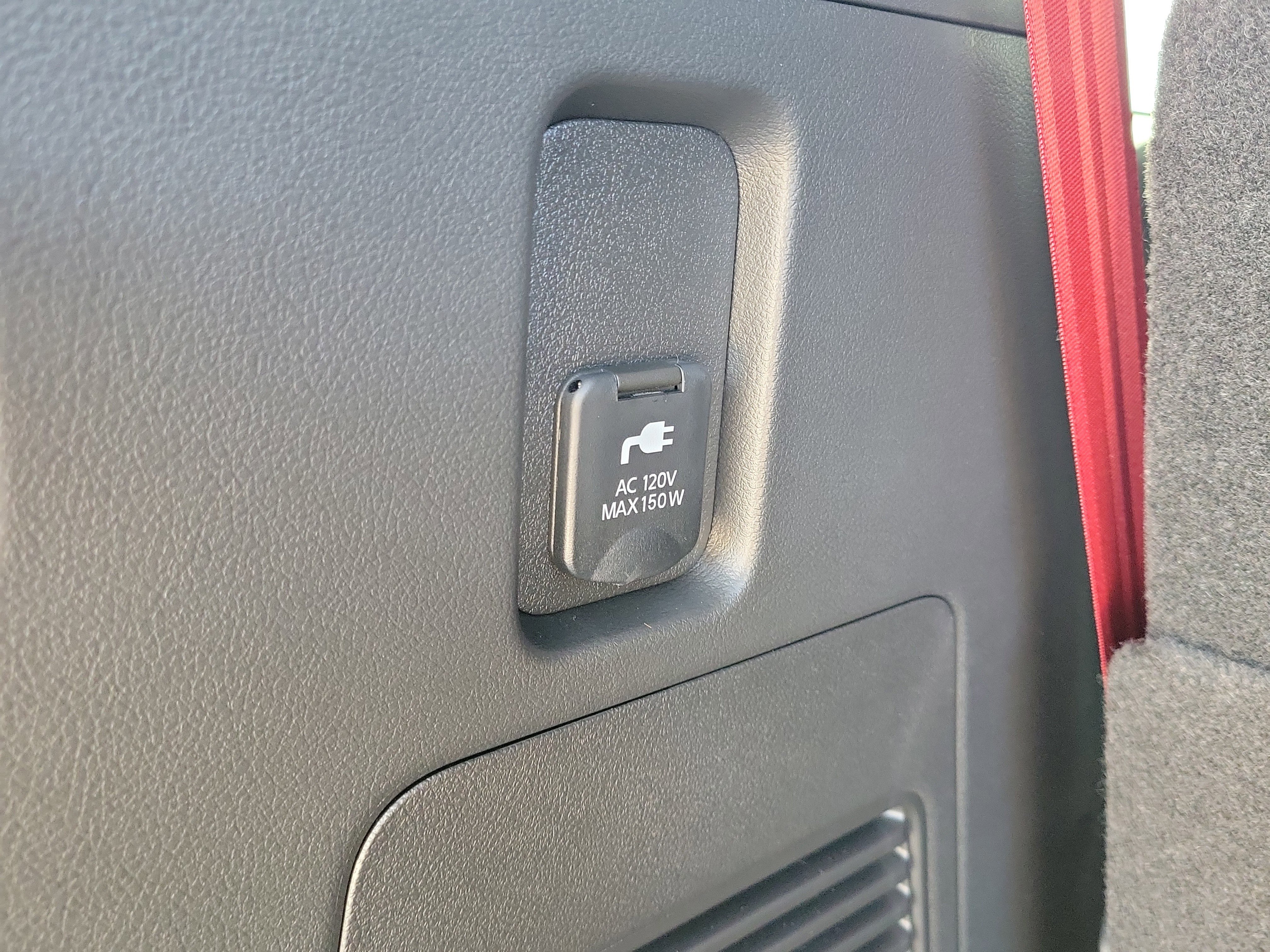 New 2026 Nissan Armada NISMO image 35