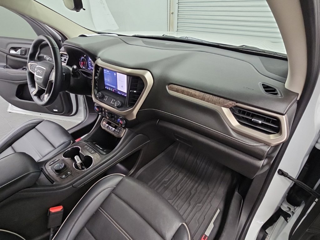 Used 2023 GMC Acadia Denali w/ Denali Ultimate Package AWD/4WD image 44