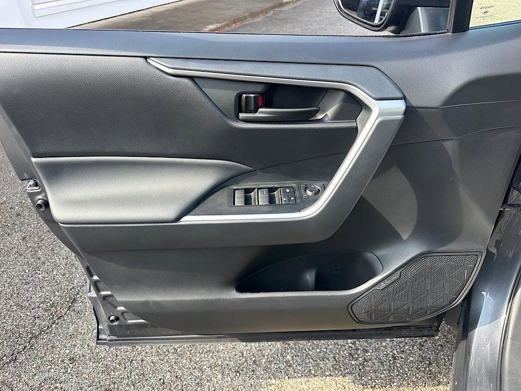 Certified 2025 Toyota RAV4 LE image 13