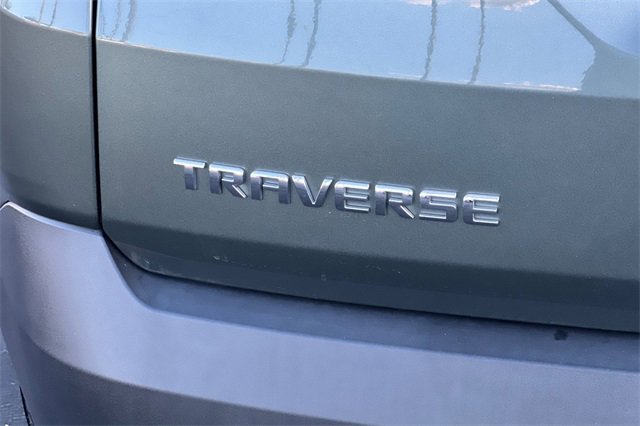 Used 2023 Chevrolet Traverse LT image 37