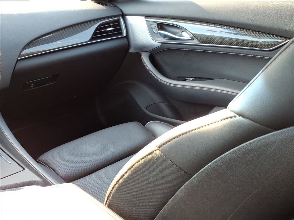 Used 2022 Cadillac CT5 V w/ Premium Package image 10