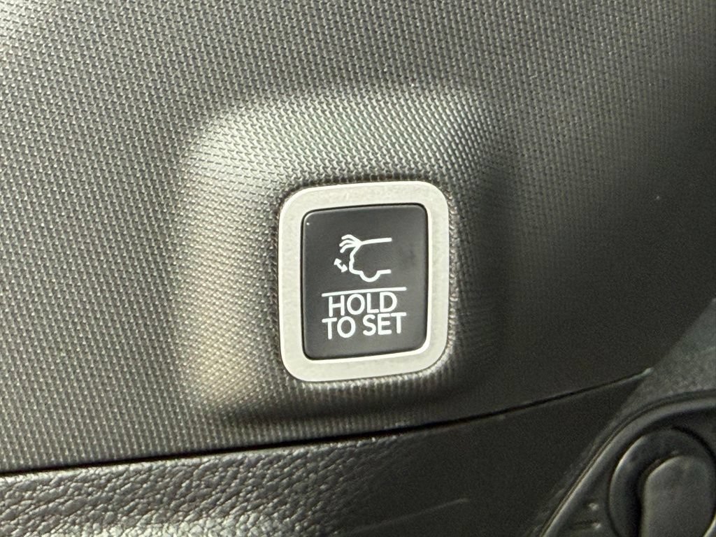 New 2026 Jeep Grand Cherokee Altitude AWD/4WD image 27
