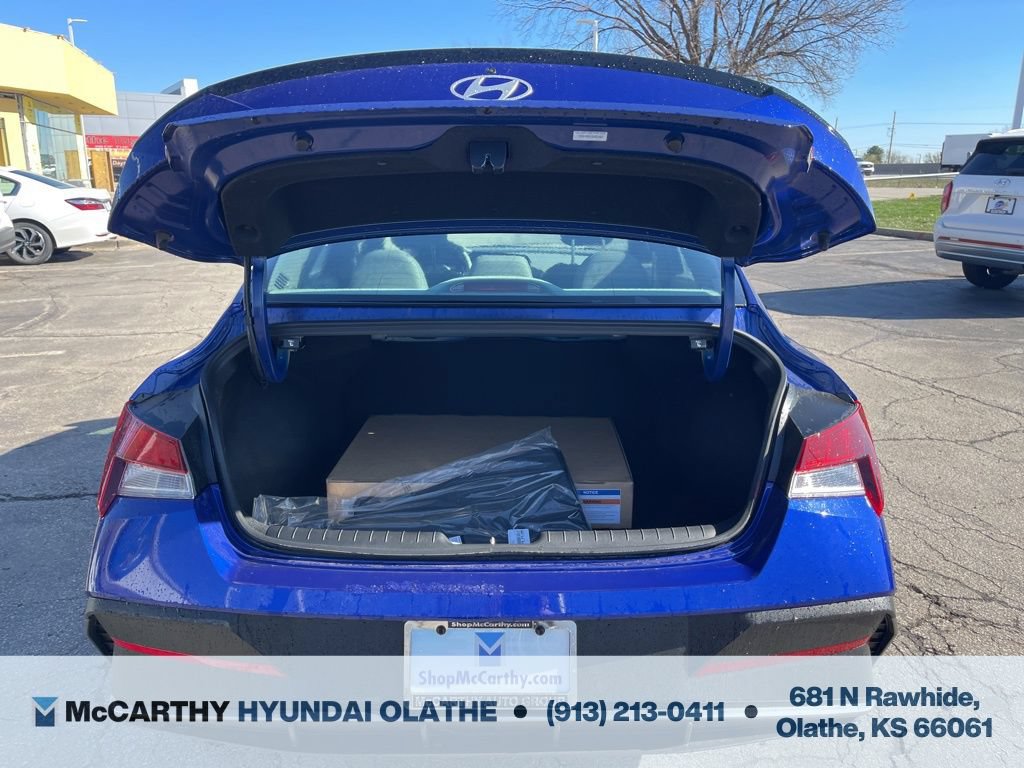 Used 2025 Hyundai Elantra Sport FWD image 20