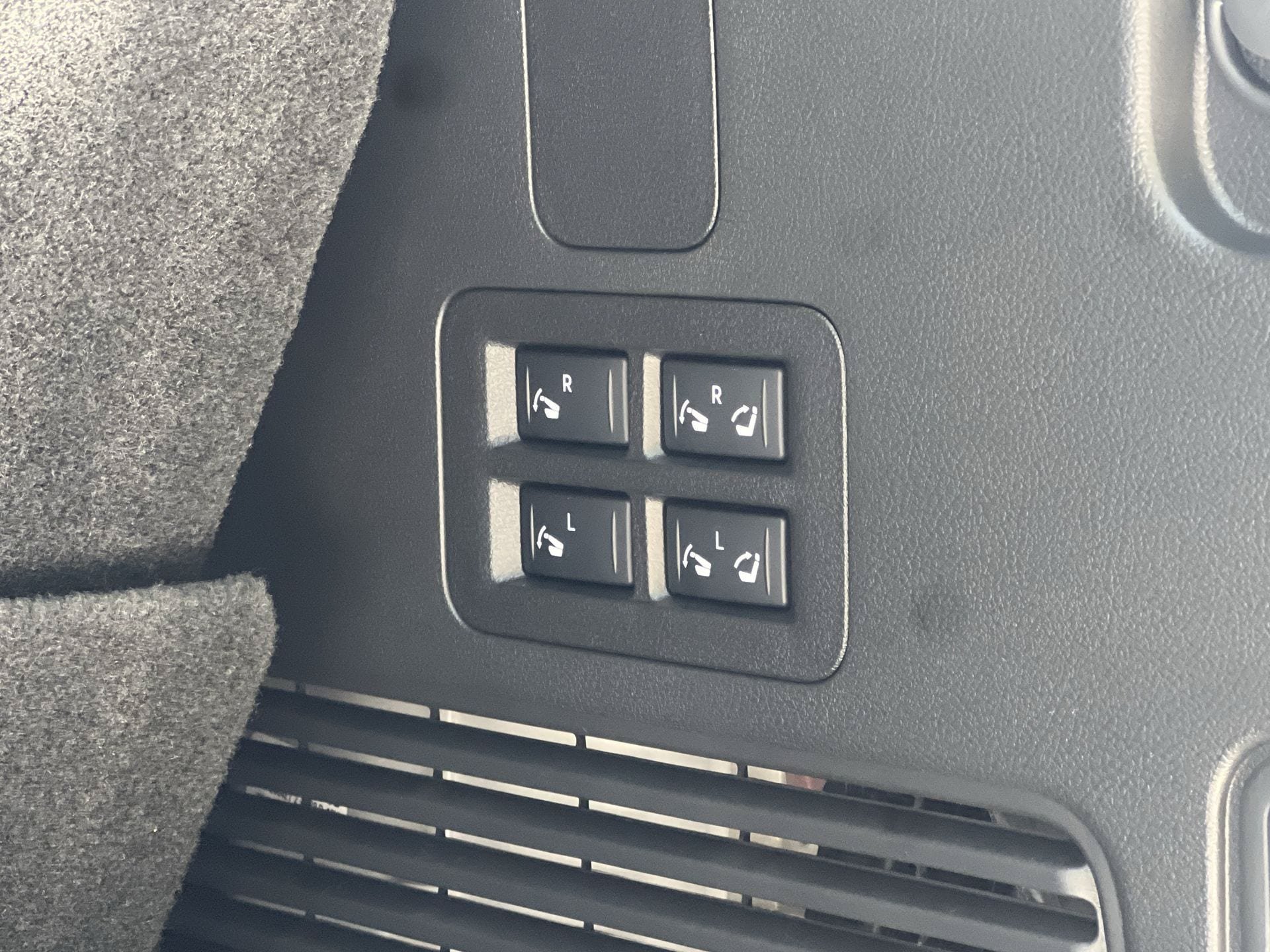 New 2026 Nissan Armada Platinum AWD/4WD image 22