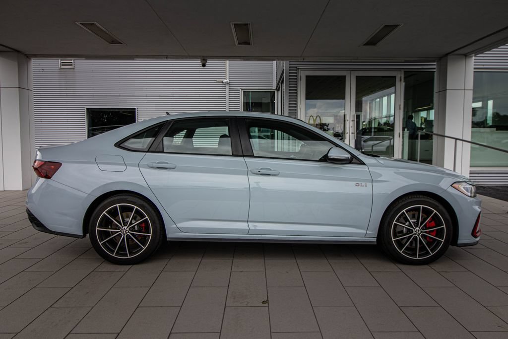 Certified 2026 Volkswagen Jetta GLI Autobahn FWD image 3