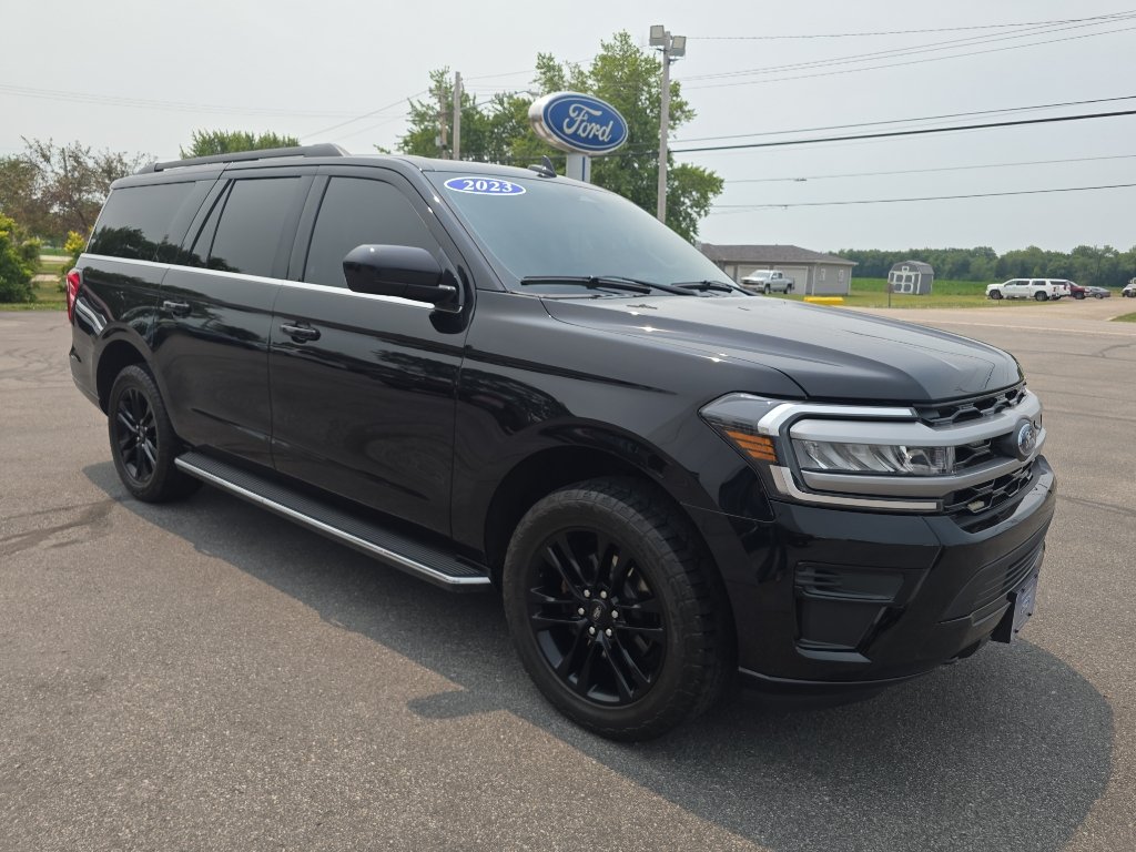 Used 2023 Ford Expedition Max XLT AWD/4WD image 4