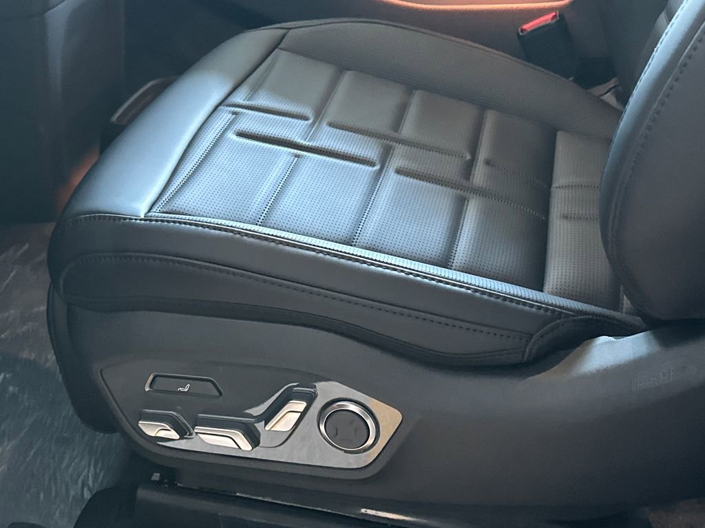 New 2026 Kia EV9 Land w/ Nightfall Edition Package image 15