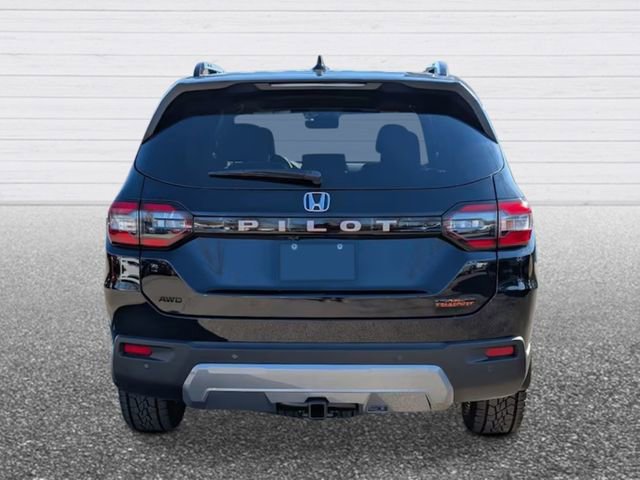 New 2026 Honda Pilot TrailSport image 4