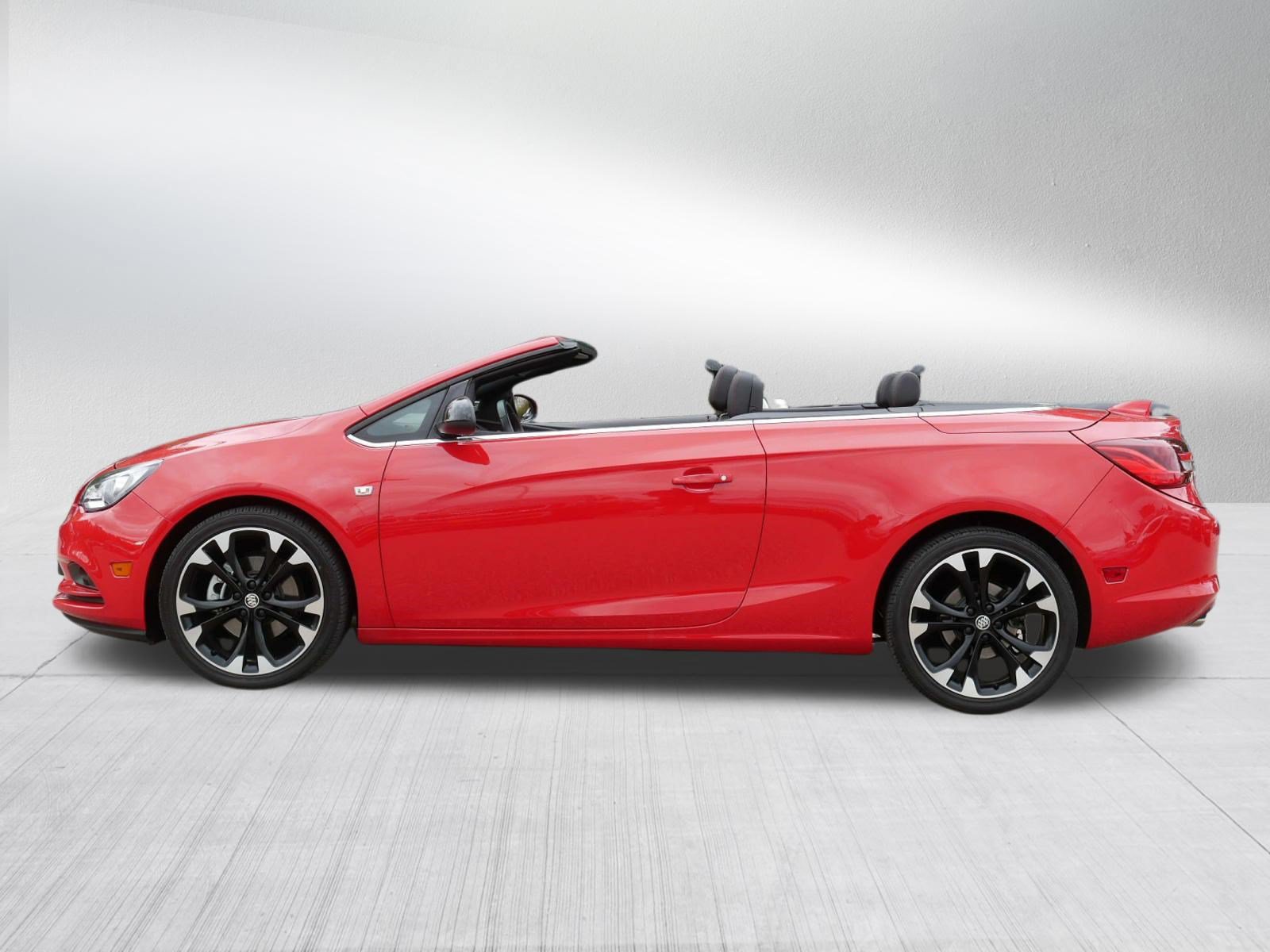 Used 2018 Buick Cascada Sport Touring w/ Dark Effects Package FWD image 4
