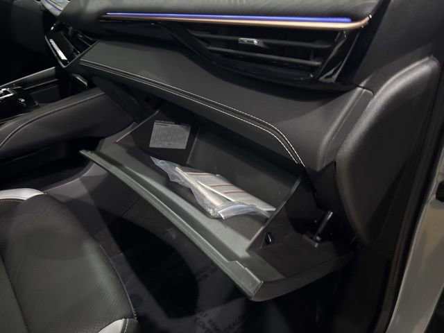 Used 2025 Buick Envision Sport Touring image 32