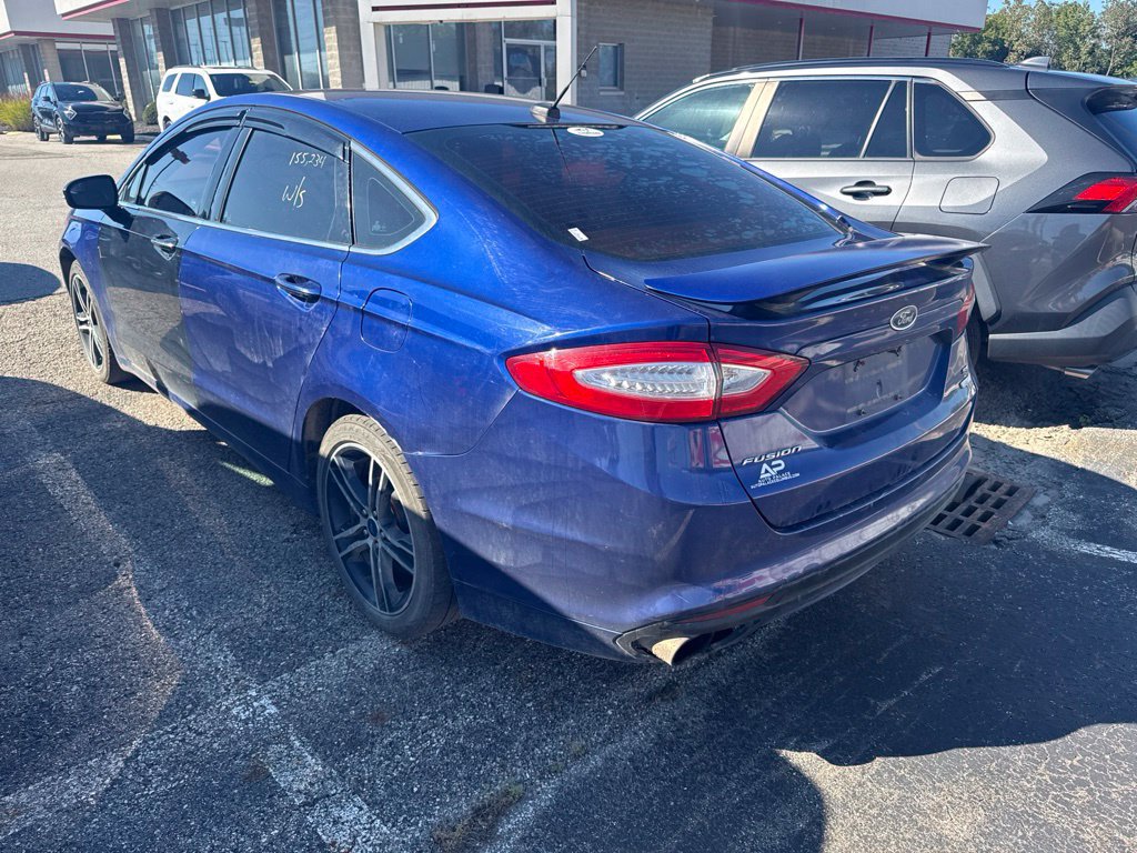 Used 2014 Ford Fusion SE w/ Equipment Group 202A FWD image 2