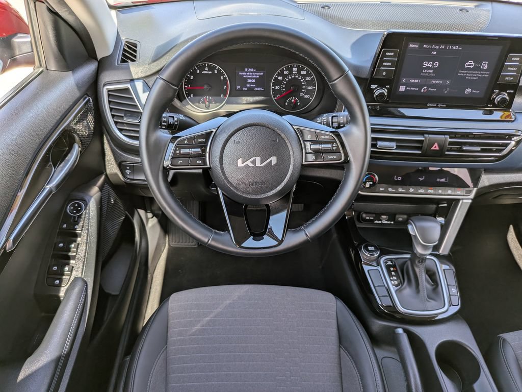 Certified 2023 Kia Seltos S FWD image 15