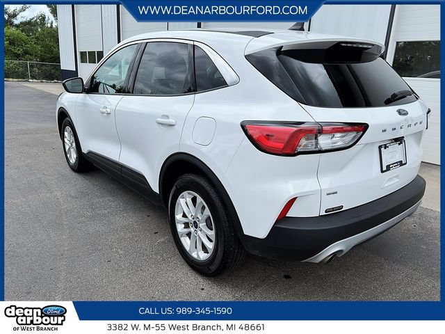 Used 2022 Ford Escape SE w/ Cold Weather Package FWD image 4